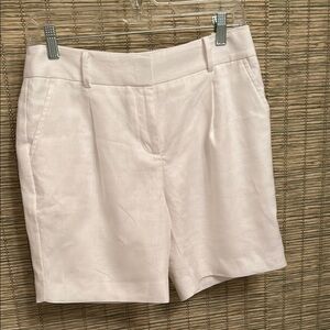 Elegant Cream Women's Shorts NWT